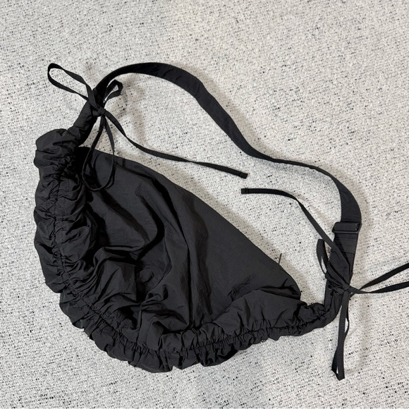 Not•••• - Picture 2 of 11